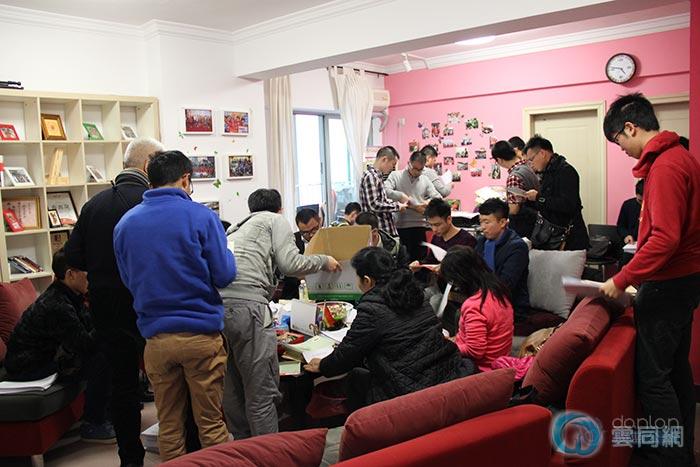 点击放大图片
