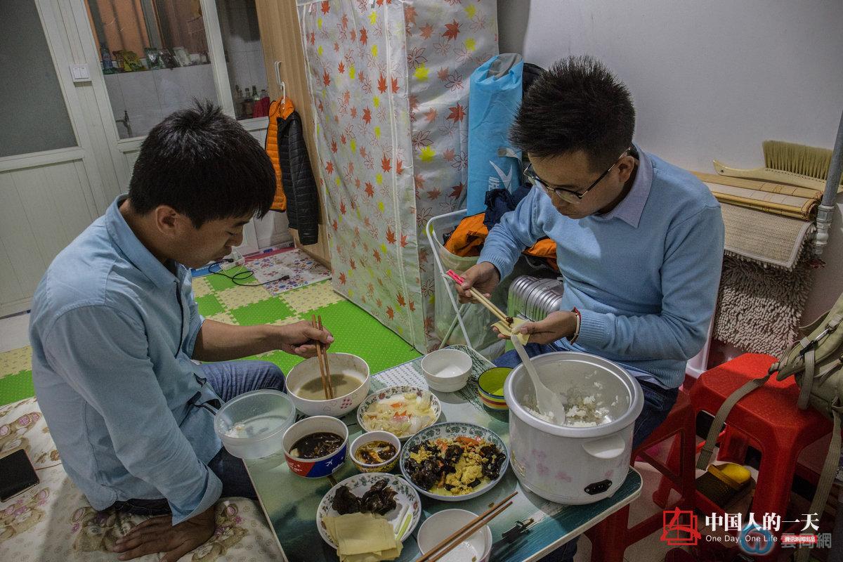 点击放大图片