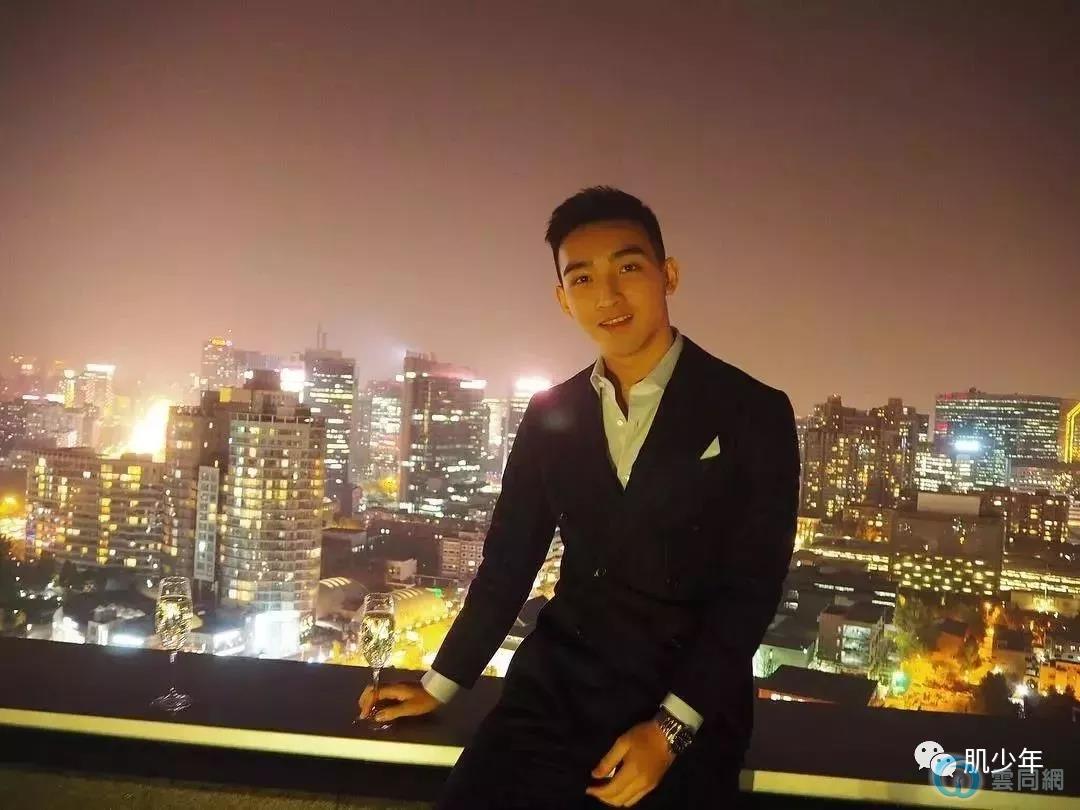点击放大图片
