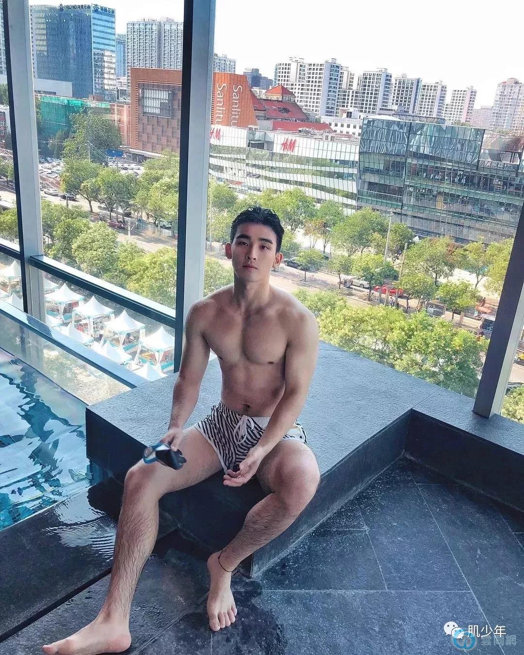 点击放大图片