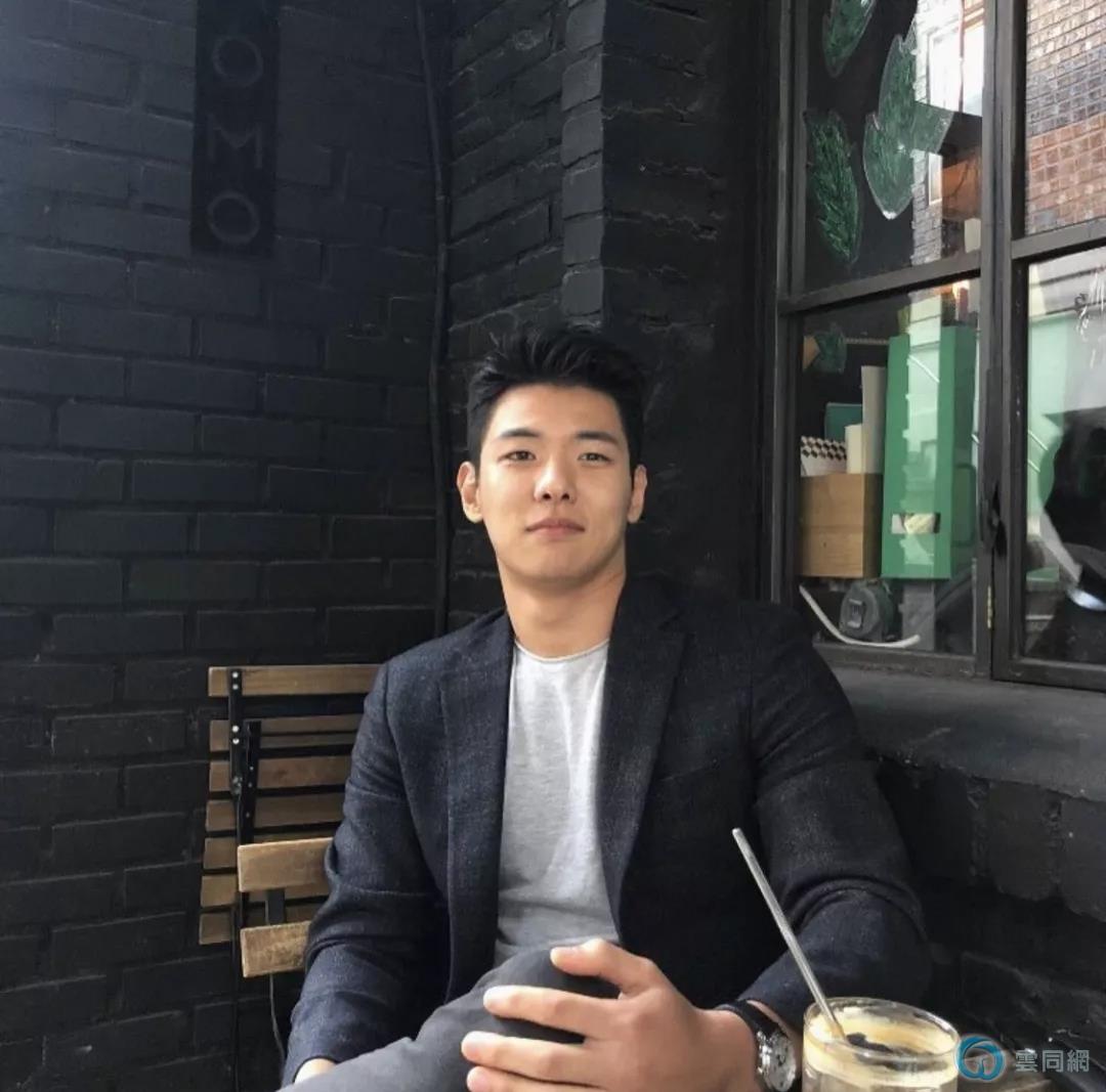点击放大图片