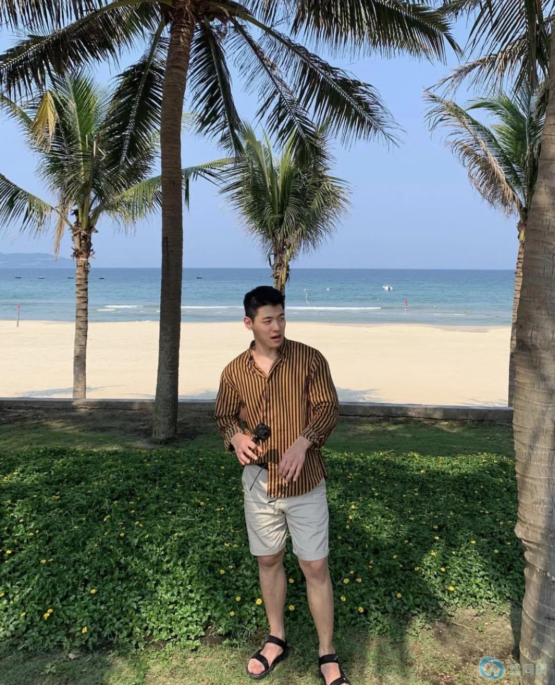 点击放大图片