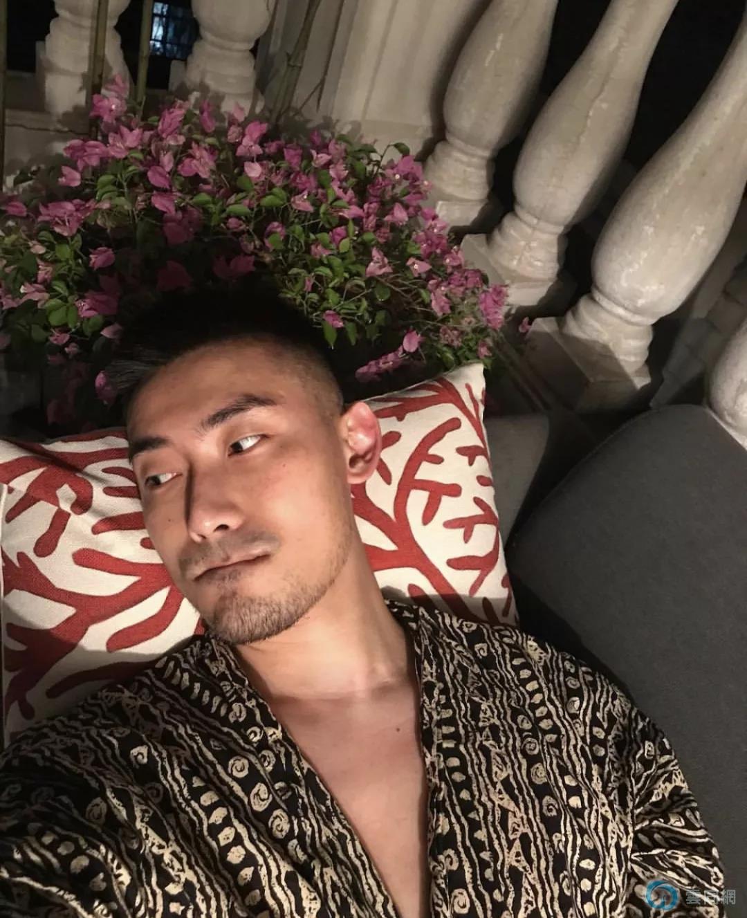 点击放大图片