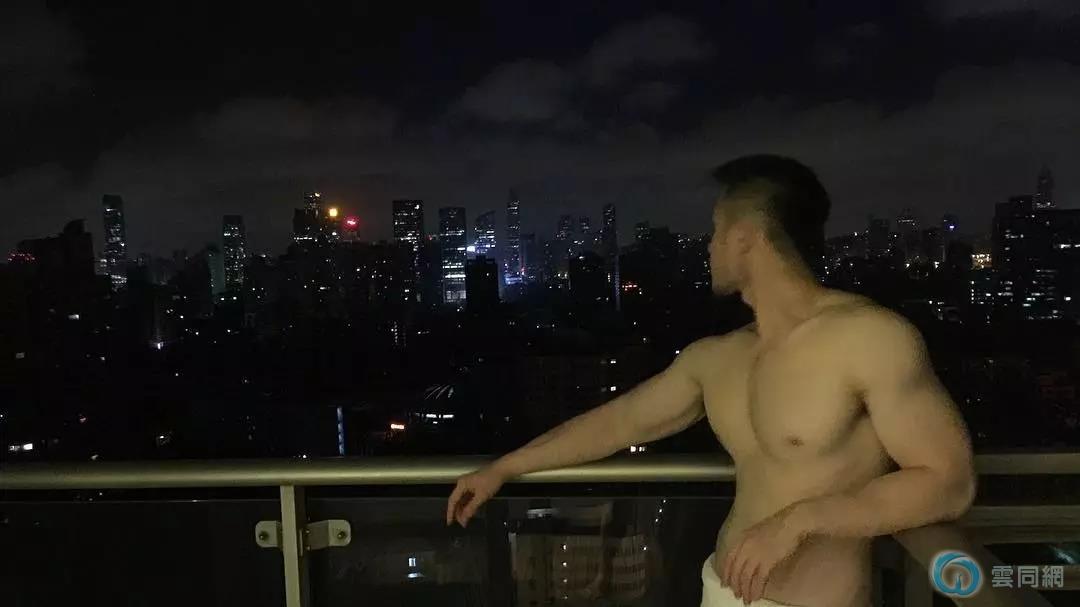 点击放大图片