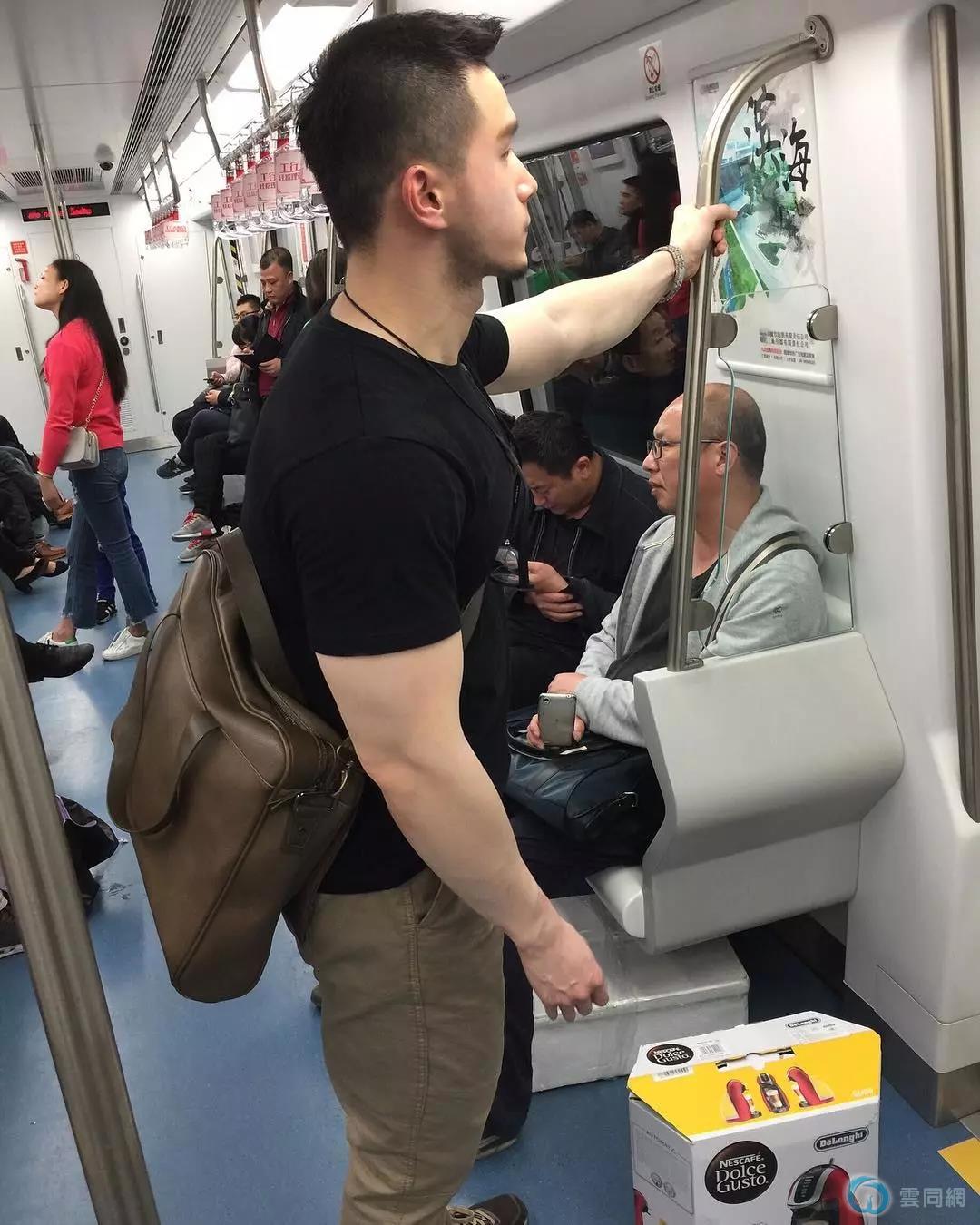 点击放大图片