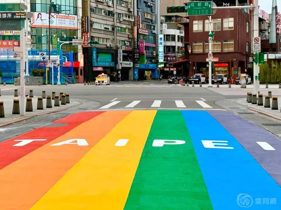 点击放大图片