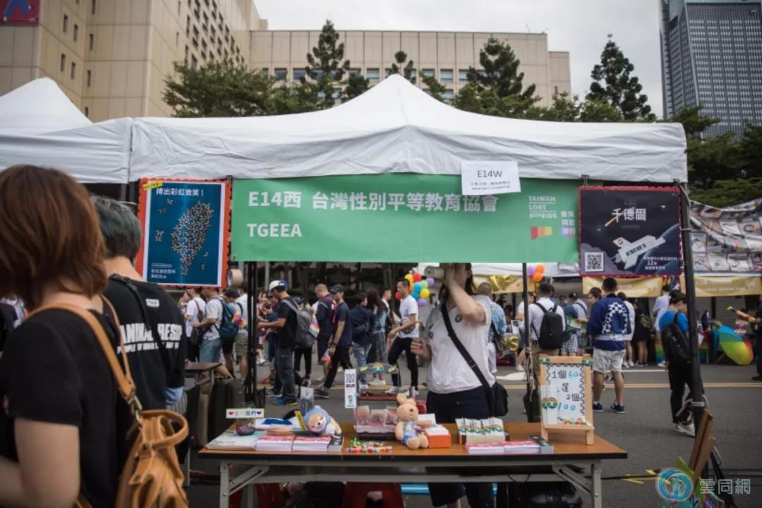 点击放大图片