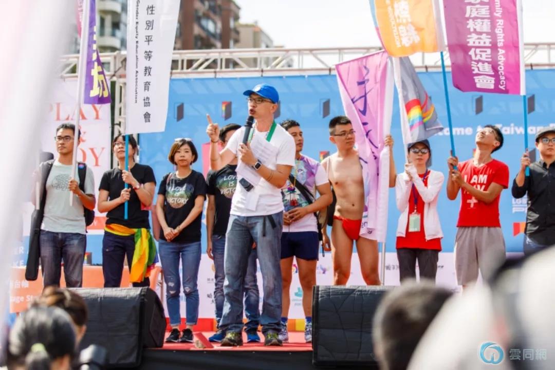 点击放大图片