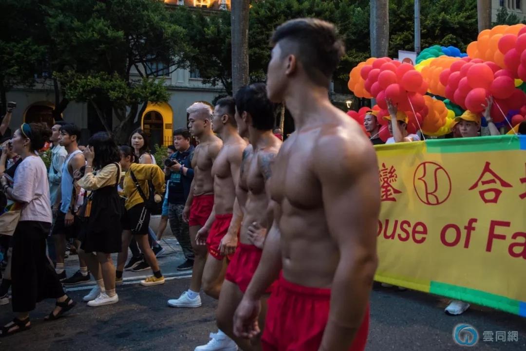 点击放大图片
