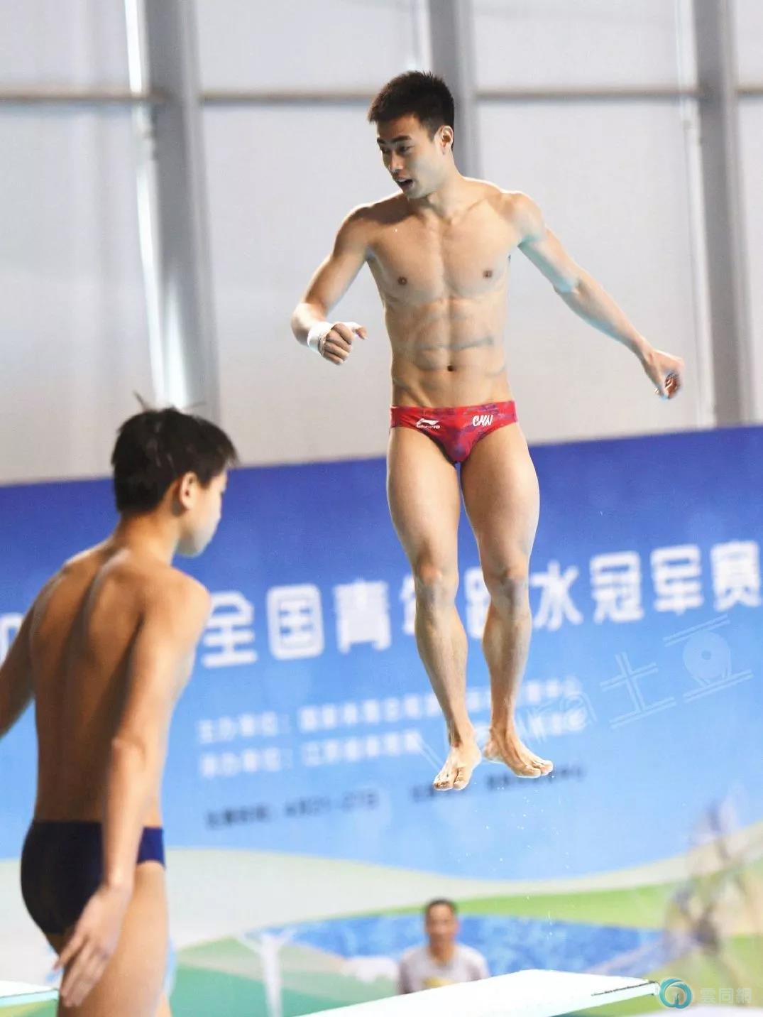 点击放大图片