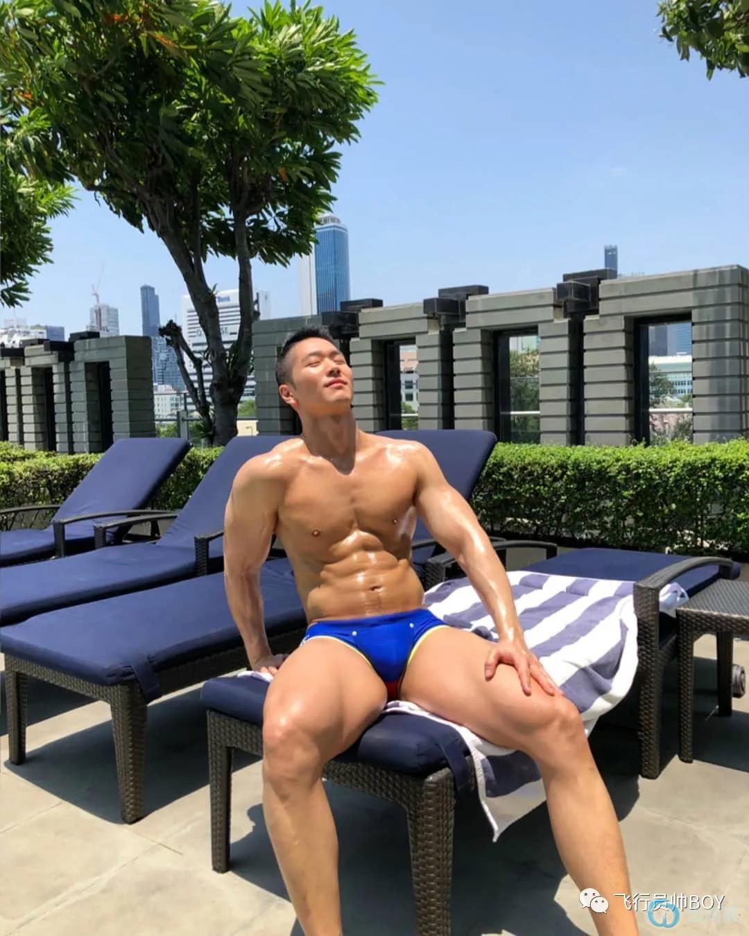 点击放大图片