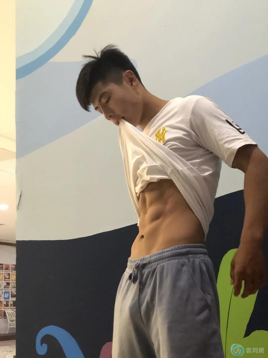 点击放大图片