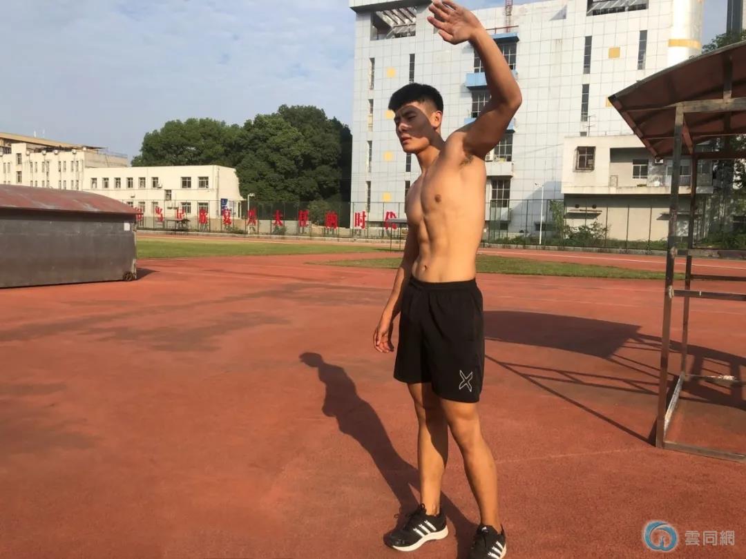 点击放大图片