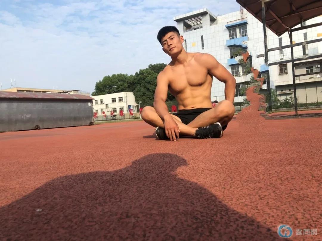 点击放大图片