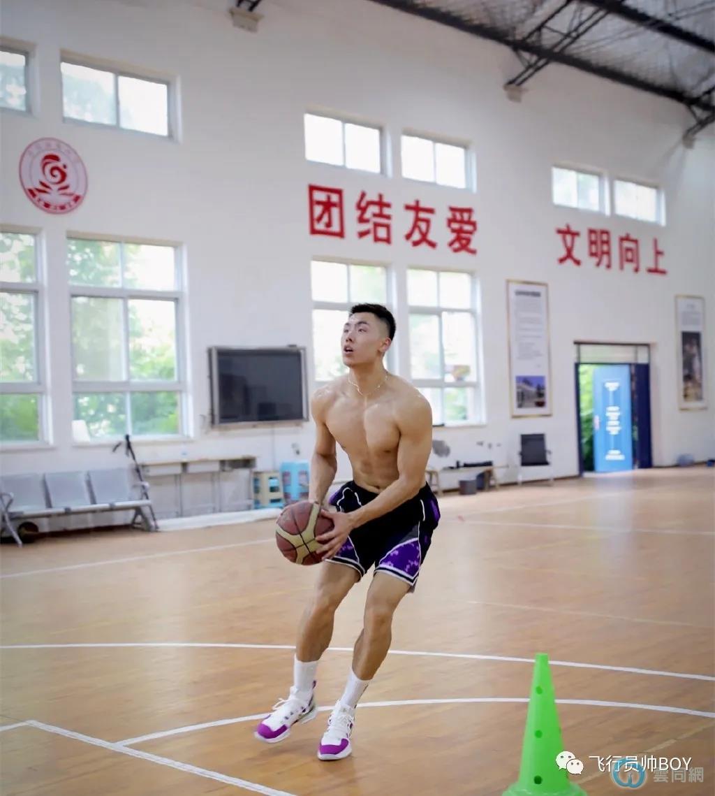 点击放大图片