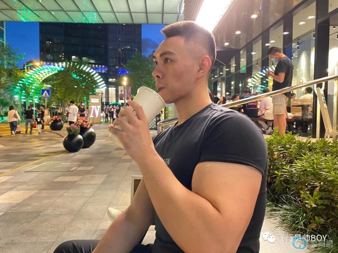 点击放大图片