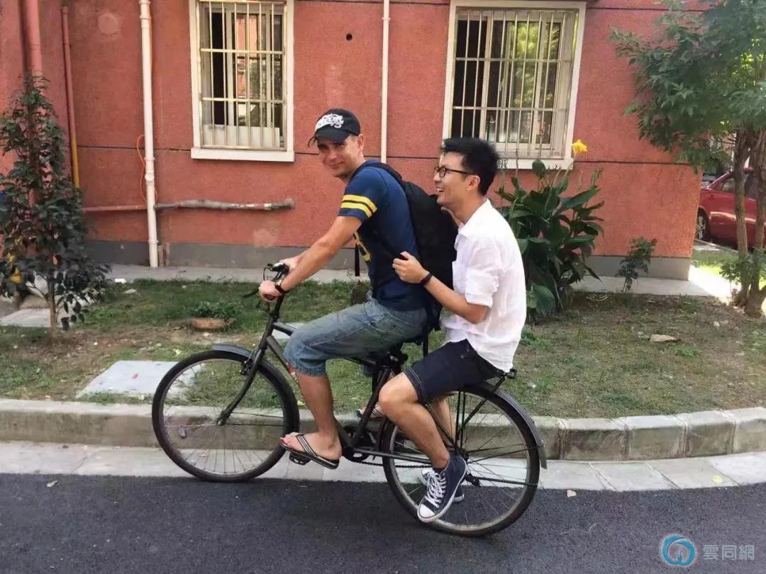 点击放大图片