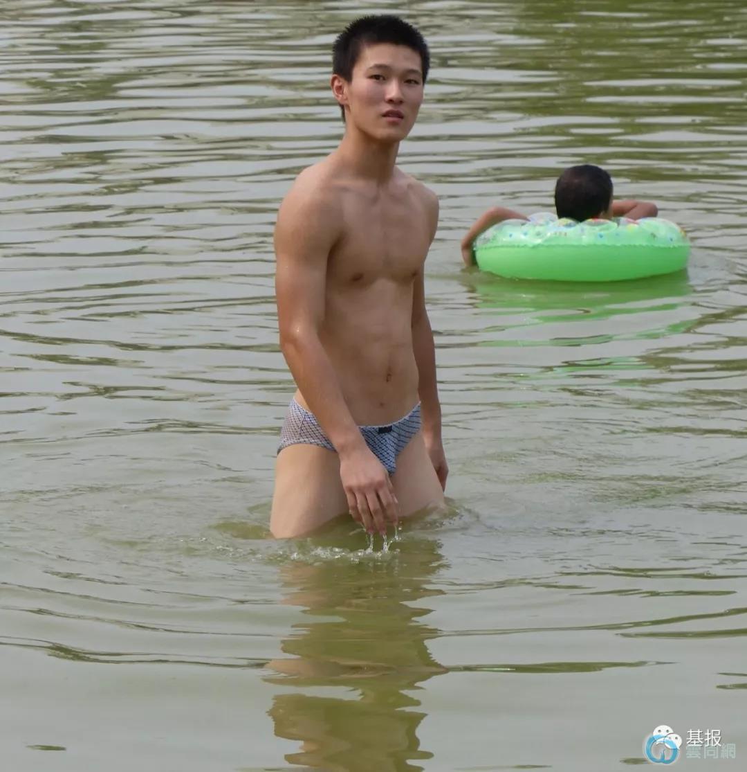 点击放大图片