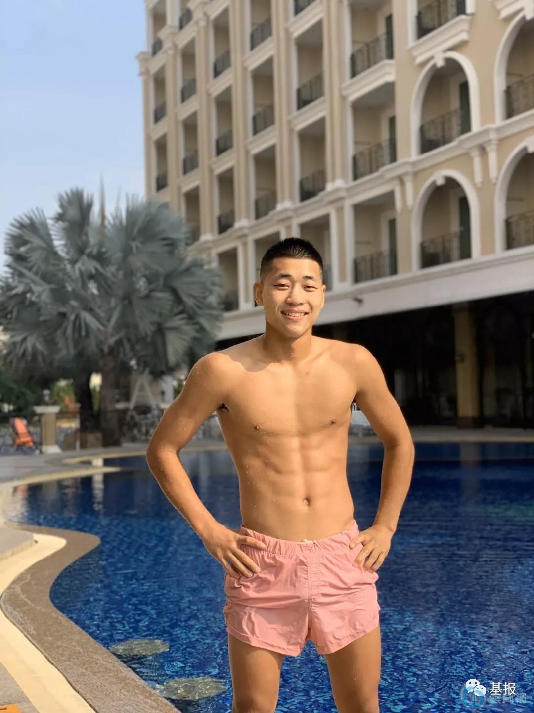 点击放大图片