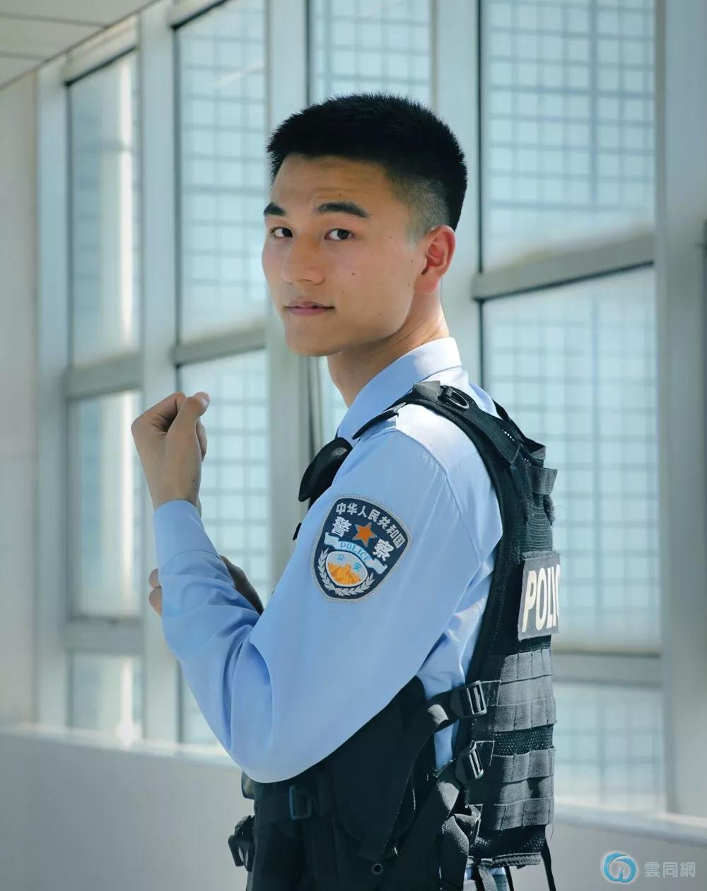 点击放大图片
