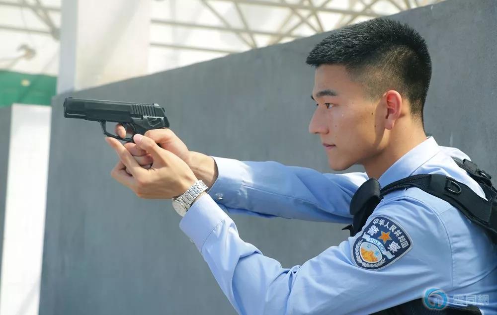 点击放大图片