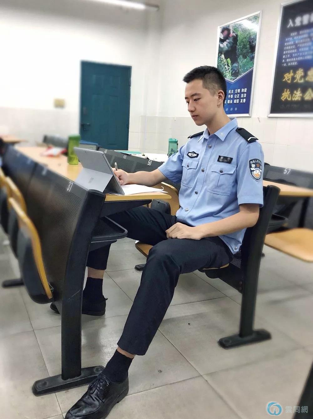 点击放大图片
