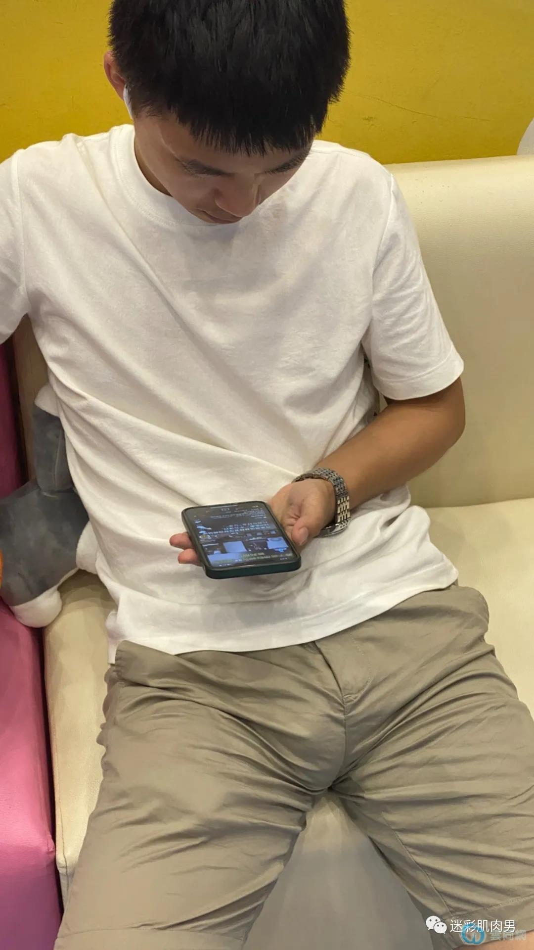 点击放大图片