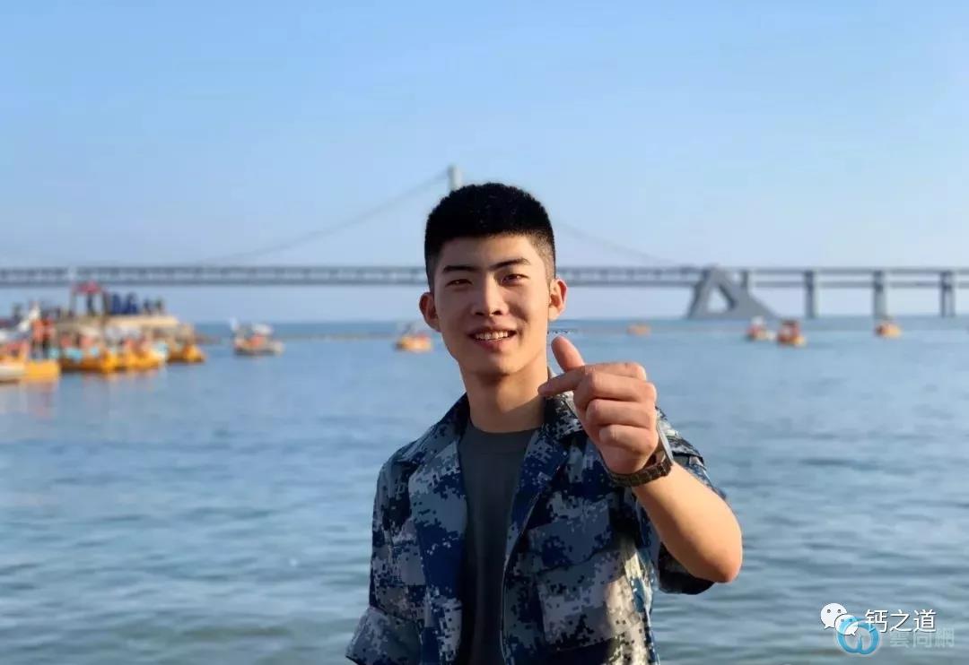 点击放大图片