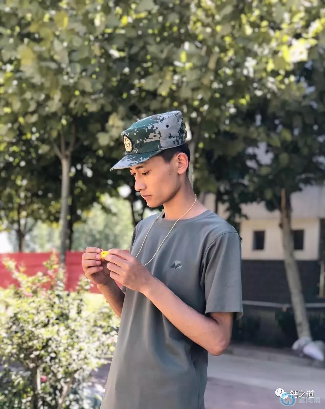 点击放大图片