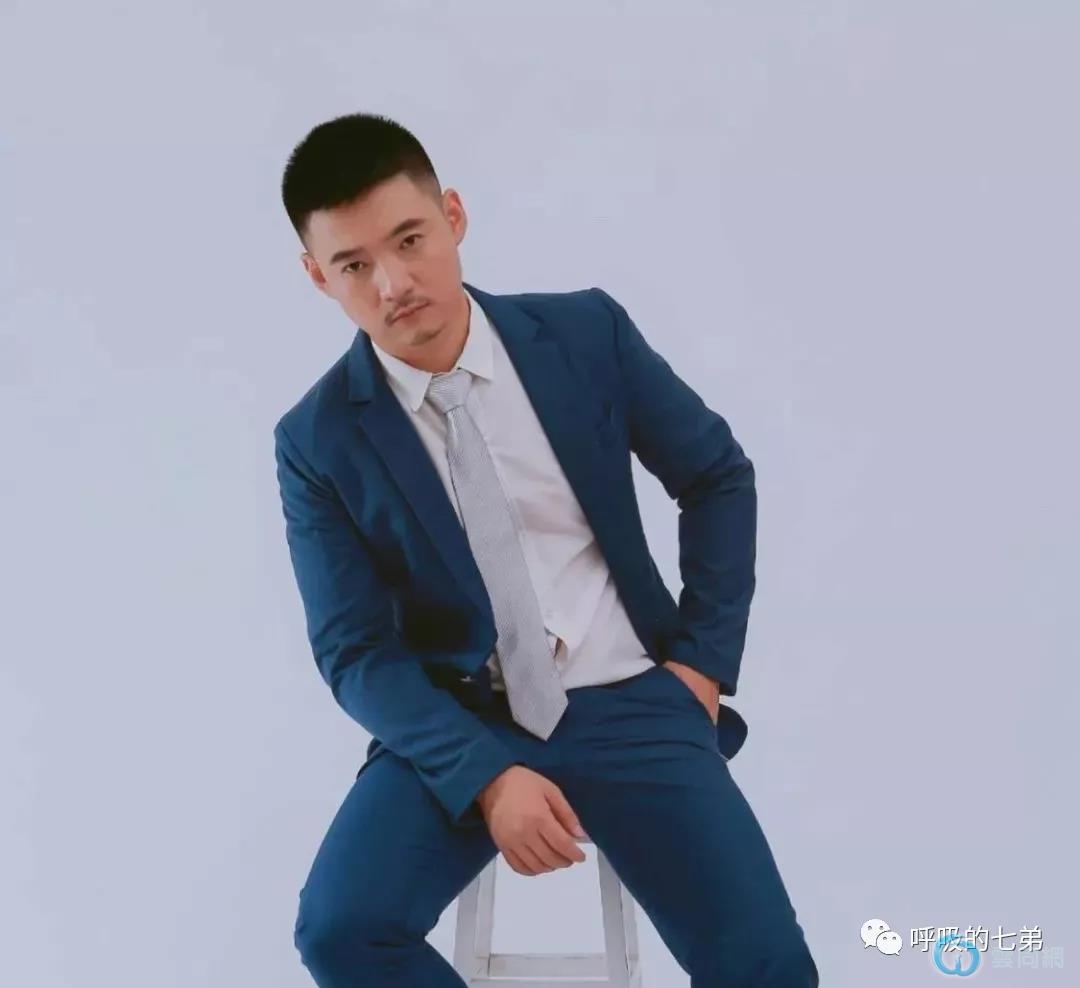 点击放大图片