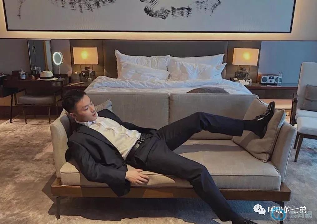 点击放大图片