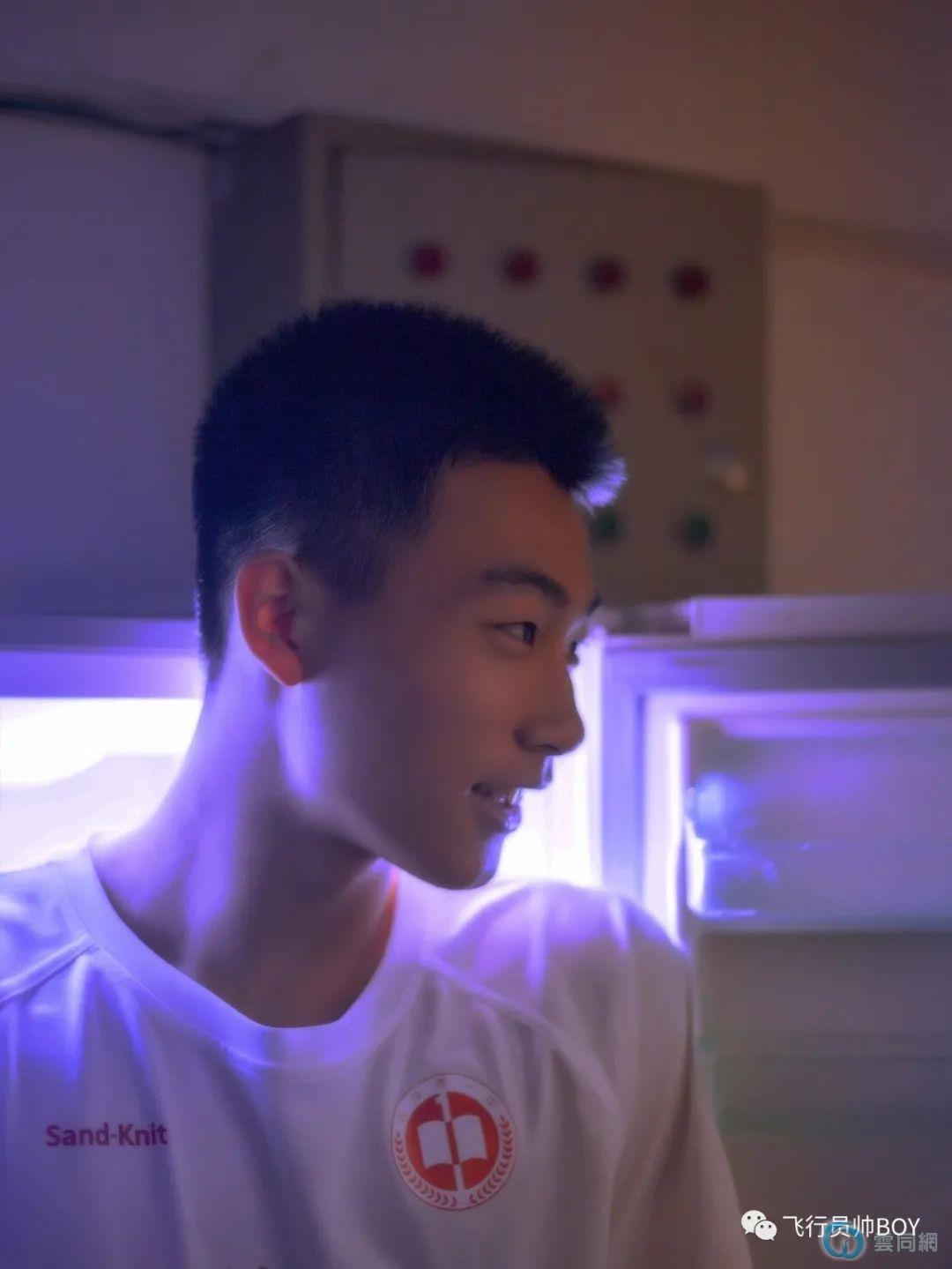 点击放大图片