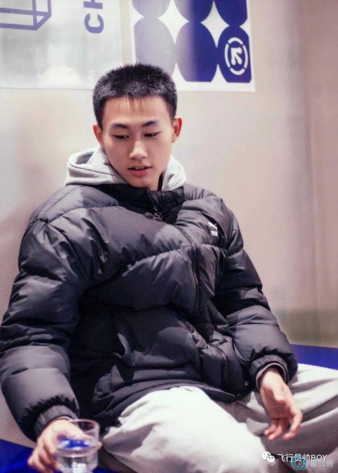 点击放大图片