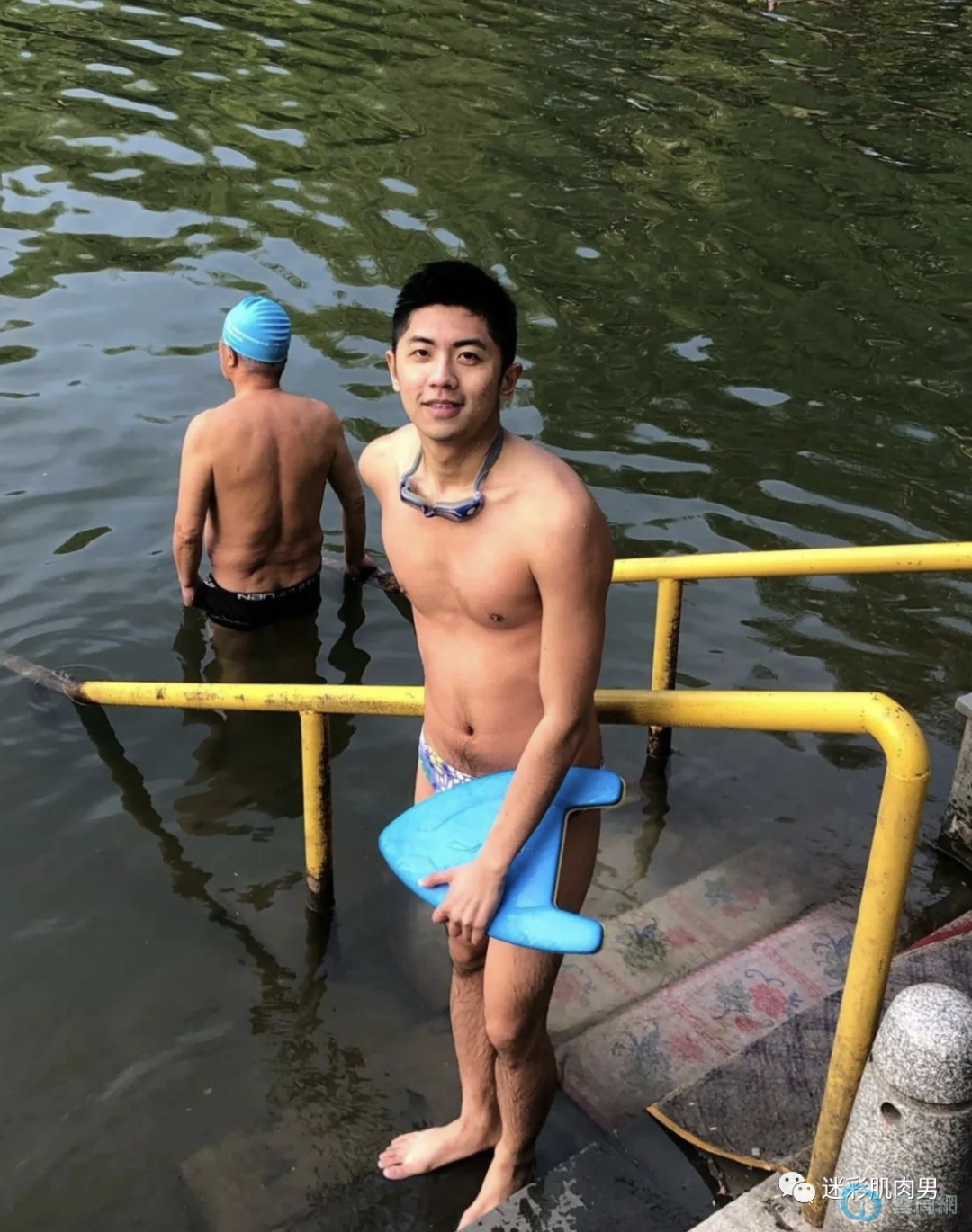 点击放大图片