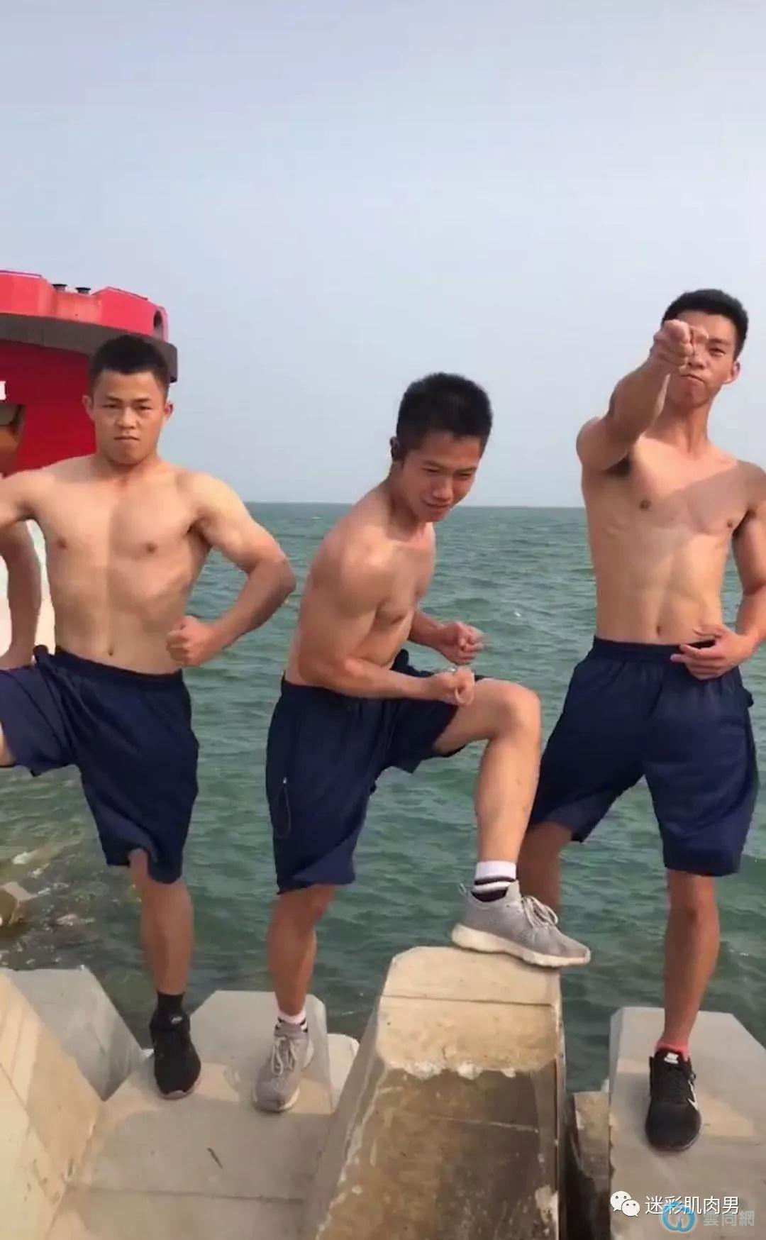 点击放大图片