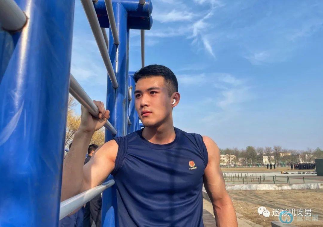 点击放大图片