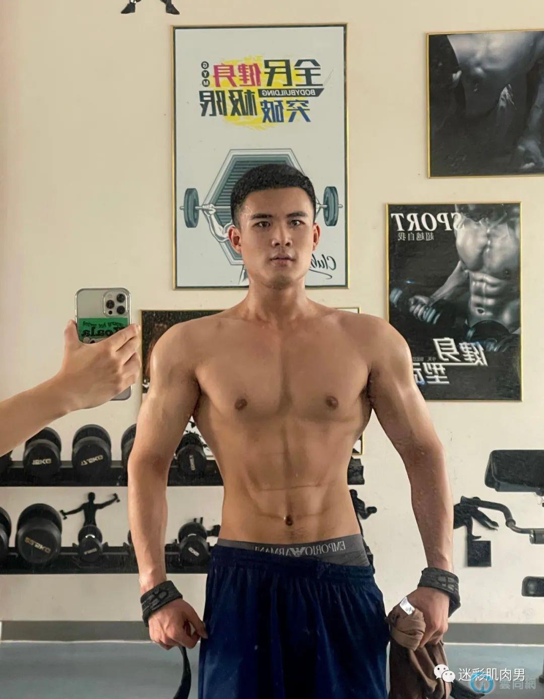 点击放大图片